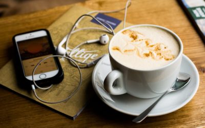6 anglických podcastů pro mírně pokročilé